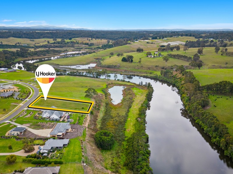 8 Parkside Drive, Nicholson VIC 3882