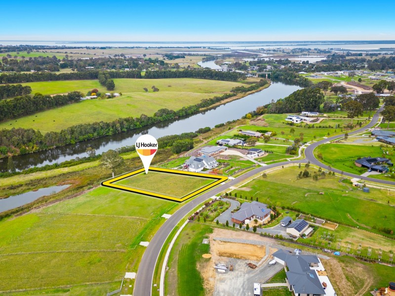 8 Parkside Drive, Nicholson VIC 3882