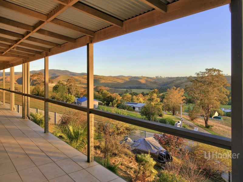 40 Woodgate Road, Buchan VIC 3885