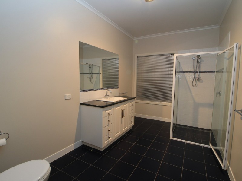 40 Woodgate Road, Buchan VIC 3885