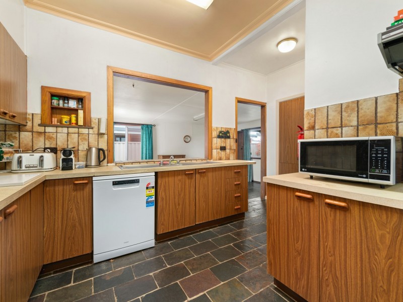 67 Anderson Street, Bairnsdale VIC 3875