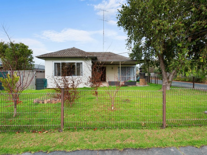 67 Anderson Street, Bairnsdale VIC 3875
