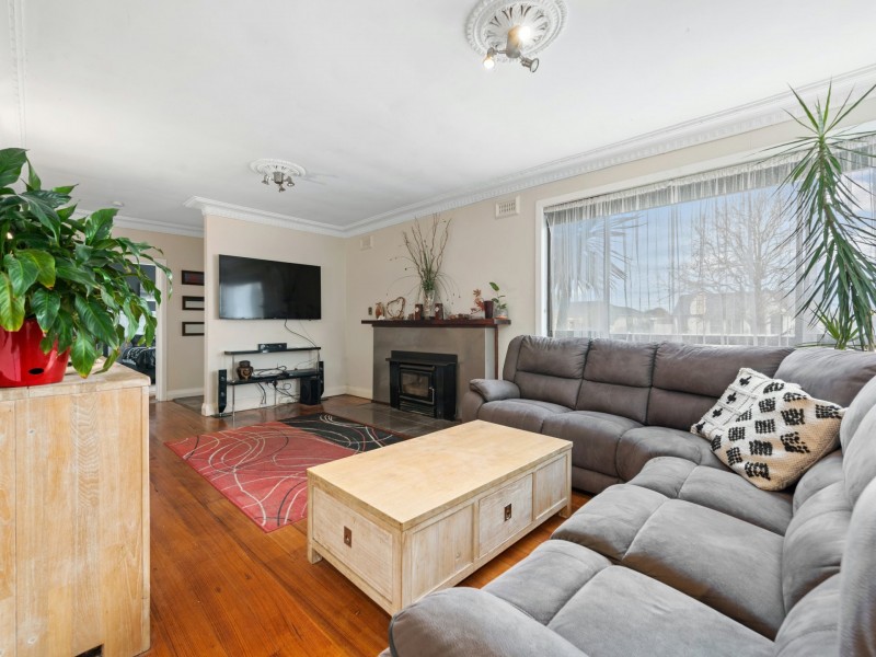 16 Moroney Street, Bairnsdale VIC 3875