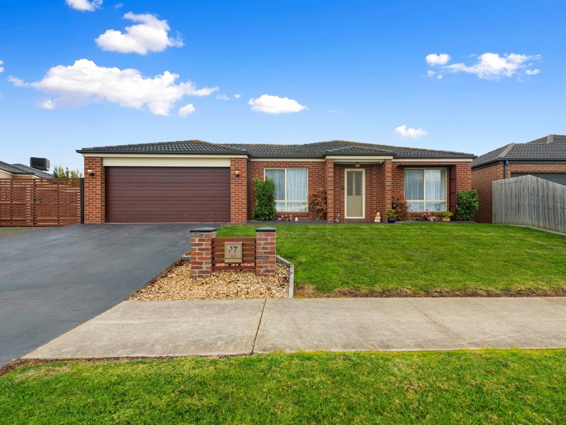 27 Phoebes Way, Eastwood VIC 3875