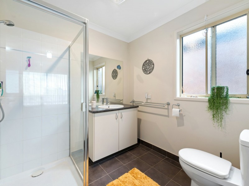 27 Phoebes Way, Eastwood VIC 3875