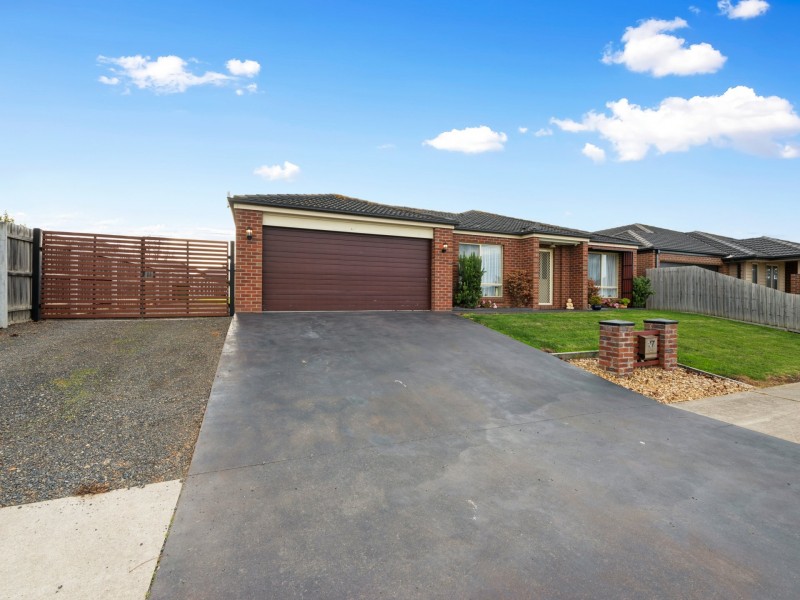 27 Phoebes Way, Eastwood VIC 3875