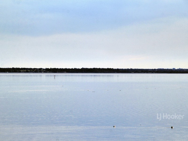 6 Stephanie Street, Metung VIC 3904