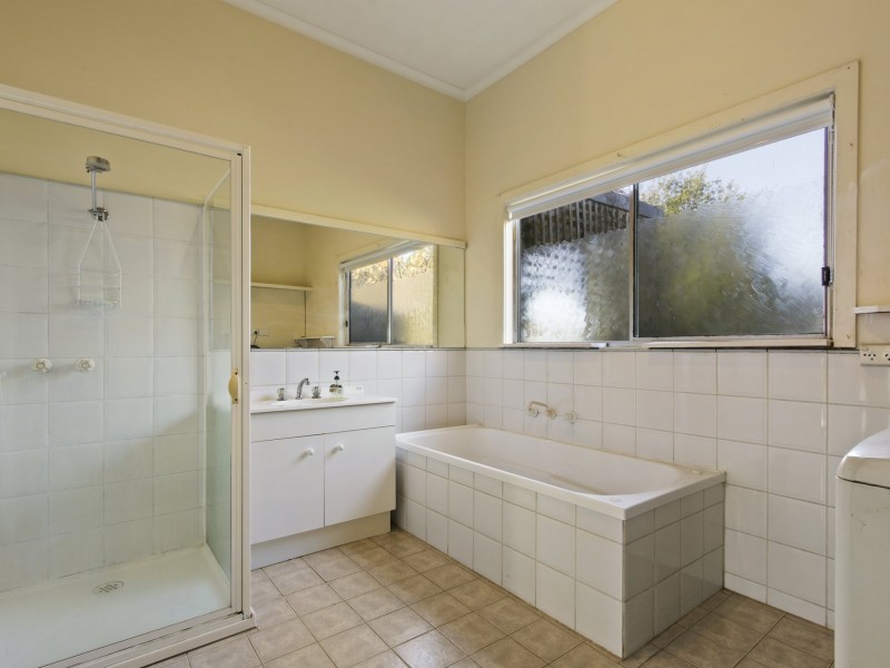6868 Great Alpine Road, Swifts Creek VIC 3896