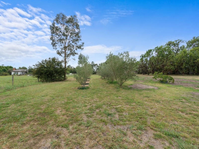 572 Lindenow Glenaladale Road, Lindenow South VIC 3875