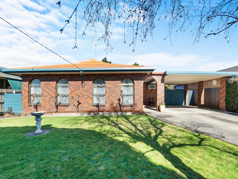 13 Gray Street, Bairnsdale VIC 3875