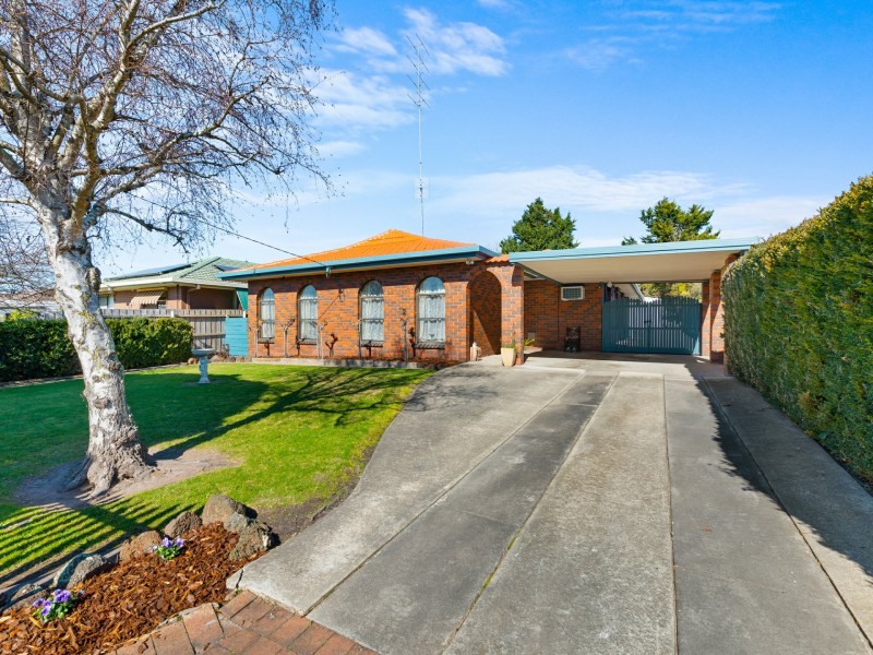 13 Gray Street, Bairnsdale VIC 3875