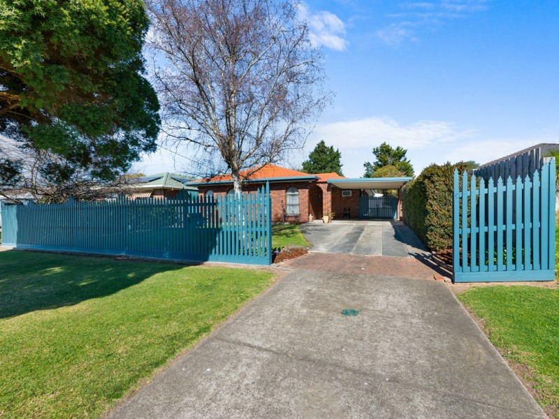 13 Gray Street, Bairnsdale VIC 3875