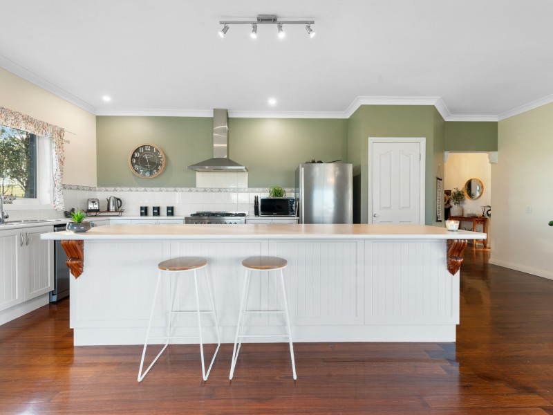 130 Jensens Road, Wy Yung VIC 3875