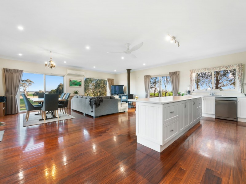 130 Jensens Road, Wy Yung VIC 3875