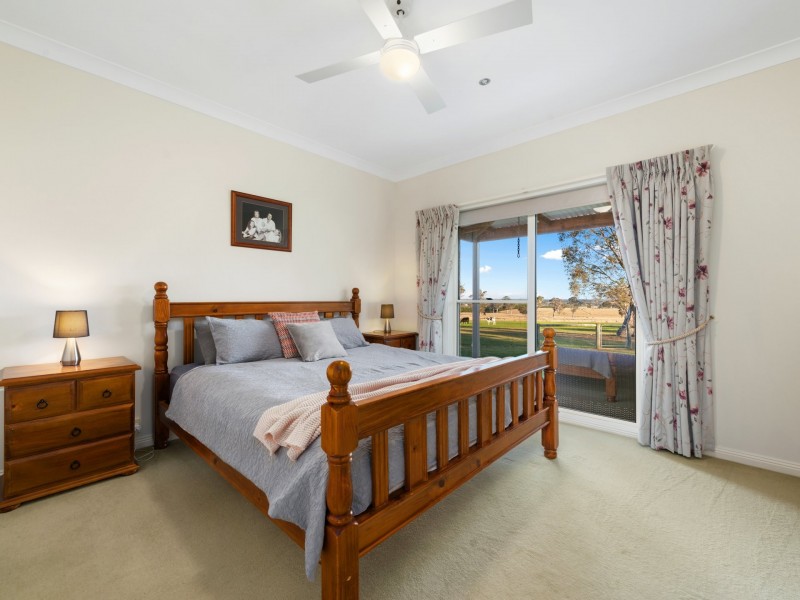 130 Jensens Road, Wy Yung VIC 3875