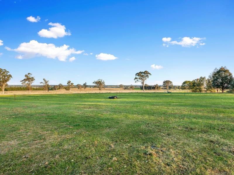 130 Jensens Road, Wy Yung VIC 3875