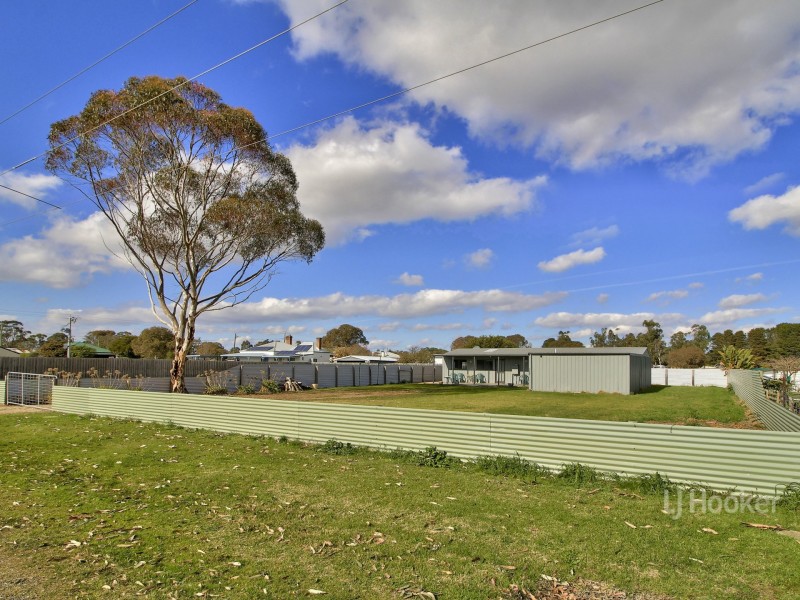 7 Growcott Street, Lindenow South VIC 3875