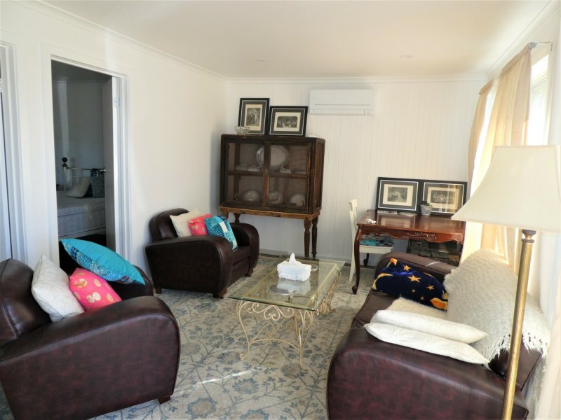 13 Great Alpine Road, Bruthen VIC 3885