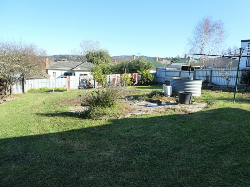 13 Great Alpine Road, Bruthen VIC 3885