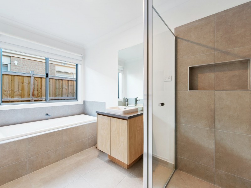 26 Warbler Street, Bairnsdale VIC 3875