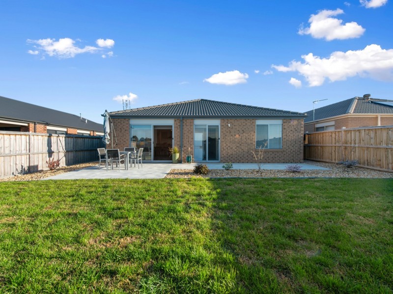 26 Warbler Street, Bairnsdale VIC 3875