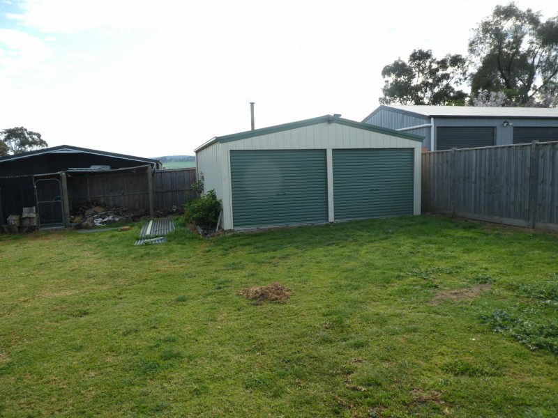 126 Henry Street, Lindenow VIC 3865