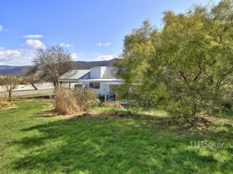 5 Cooper Street, Omeo VIC 3898