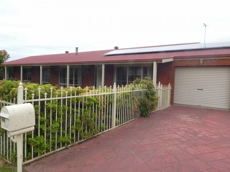 2 Maneroo Court, Eastwood VIC 3875