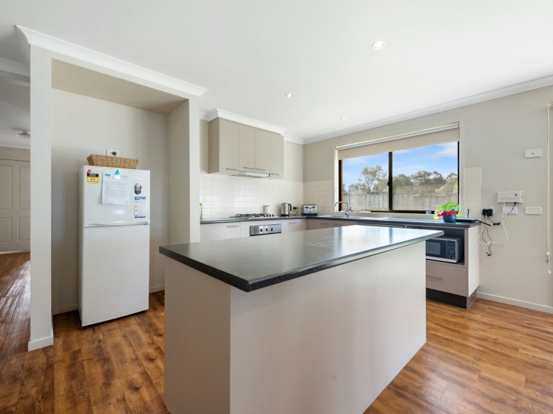 1 Eastern View Drive, Eastwood VIC 3875