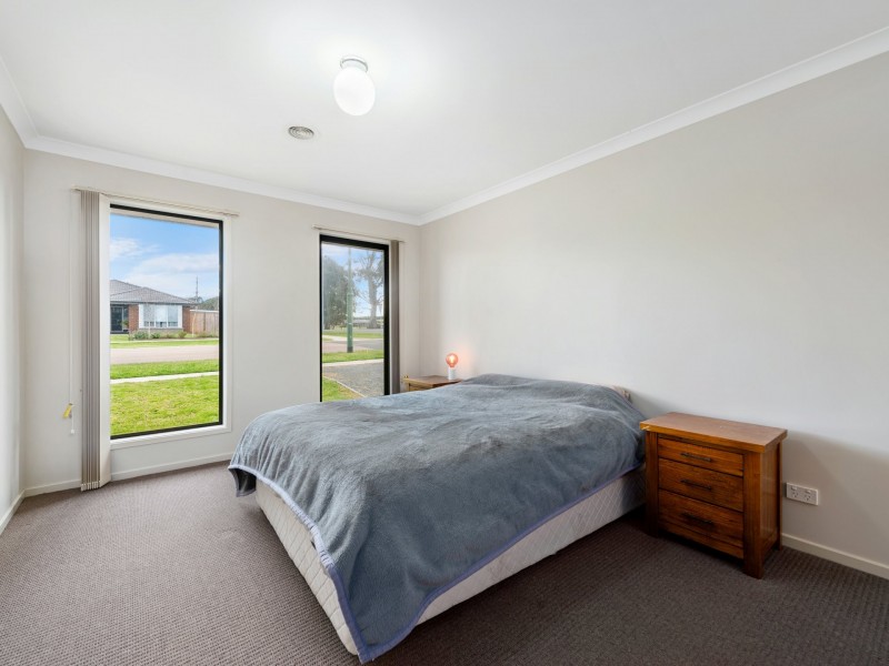 1 Eastern View Drive, Eastwood VIC 3875