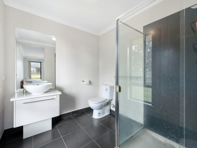 1 Eastern View Drive, Eastwood VIC 3875