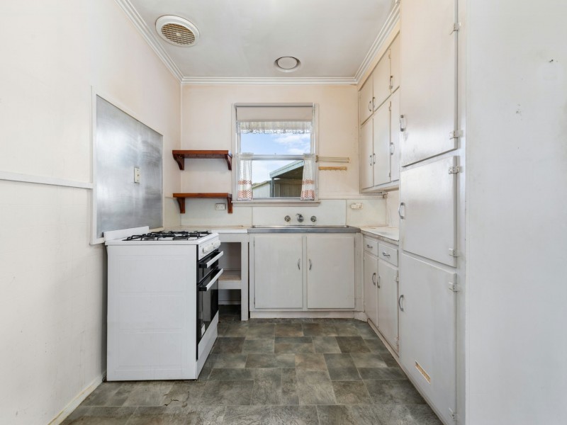 6 Davies Street, Bairnsdale VIC 3875