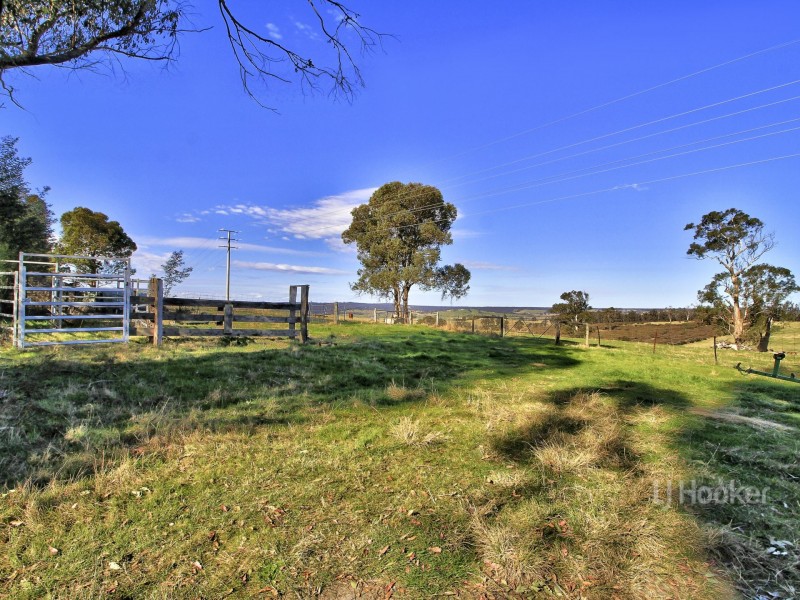 1738 Great Alpine Road, Sarsfield VIC 3875