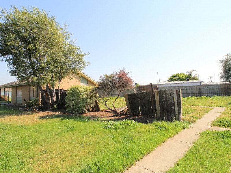 12 Norton Court, East Bairnsdale VIC 3875