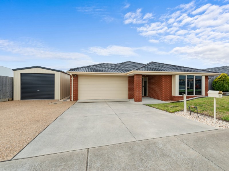 14 Cranes Terrace, Eastwood VIC 3875