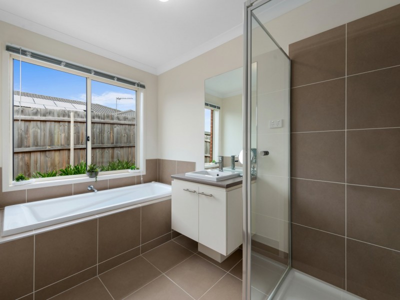 14 Cranes Terrace, Eastwood VIC 3875