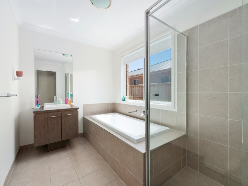 19 Eastcoast Court, Bairnsdale VIC 3875