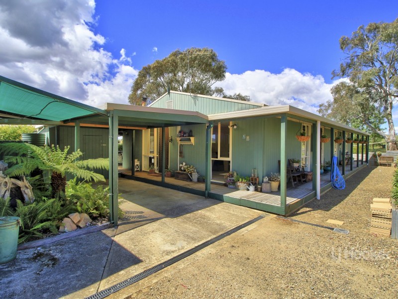 17 McCoy Street, Omeo VIC 3898