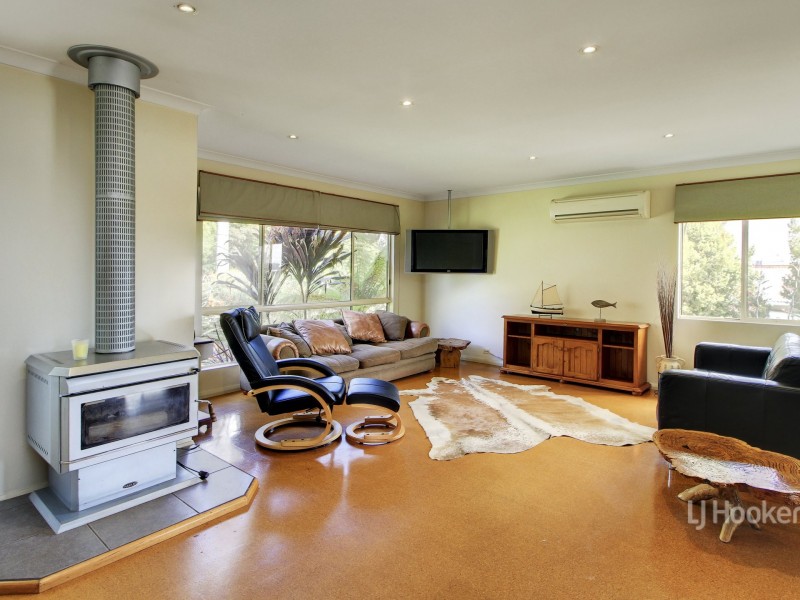 91-93 Great Alpine Road, Bruthen VIC 3885