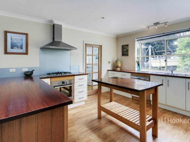 91-93 Great Alpine Road, Bruthen VIC 3885