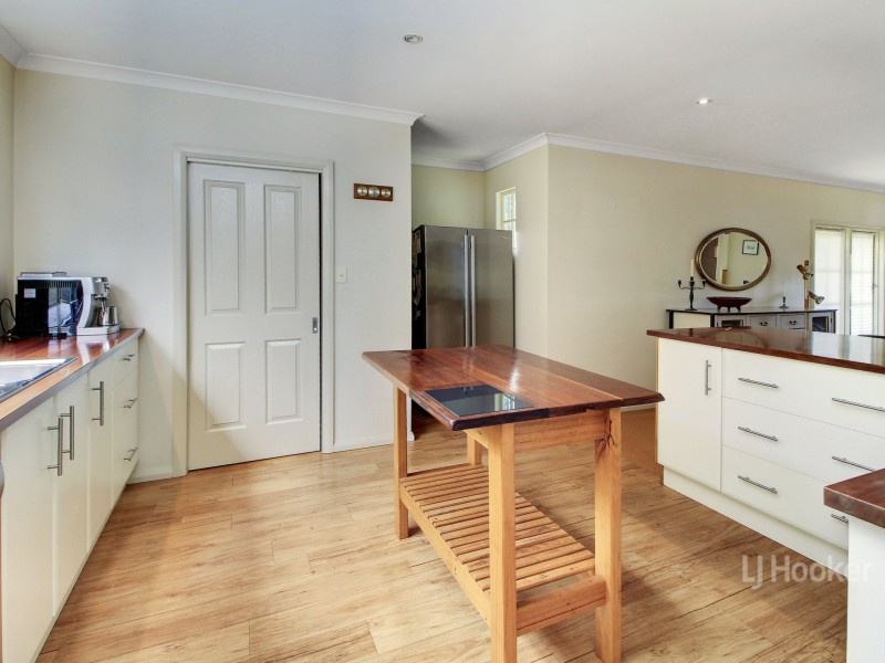 91-93 Great Alpine Road, Bruthen VIC 3885