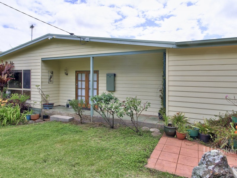 91-93 Great Alpine Road, Bruthen VIC 3885