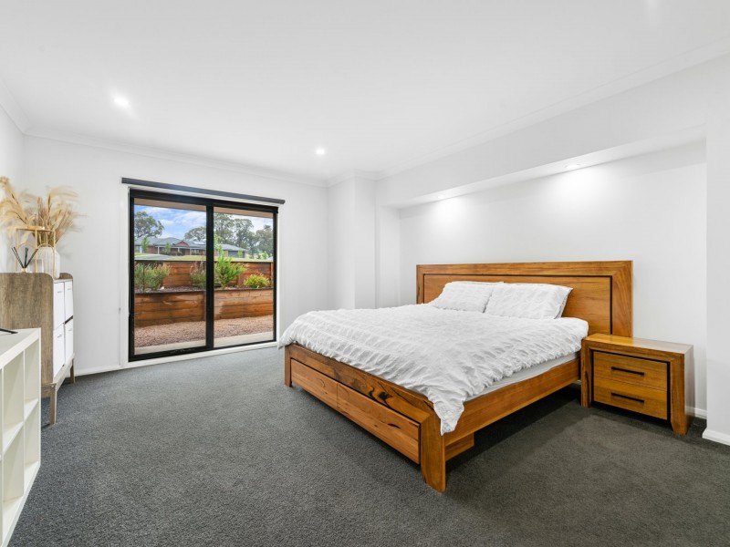 27 Salvatore Drive, Wy Yung VIC 3875