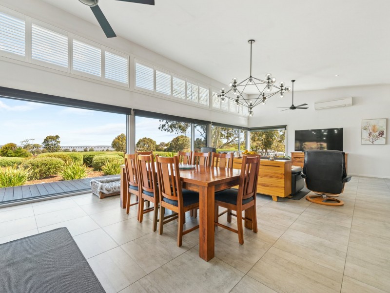 125 Williamson Road, Forge Creek VIC 3875
