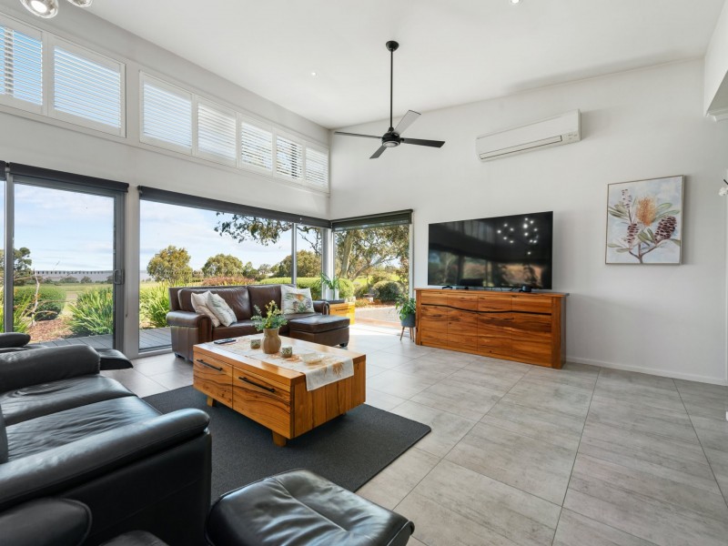 125 Williamson Road, Forge Creek VIC 3875