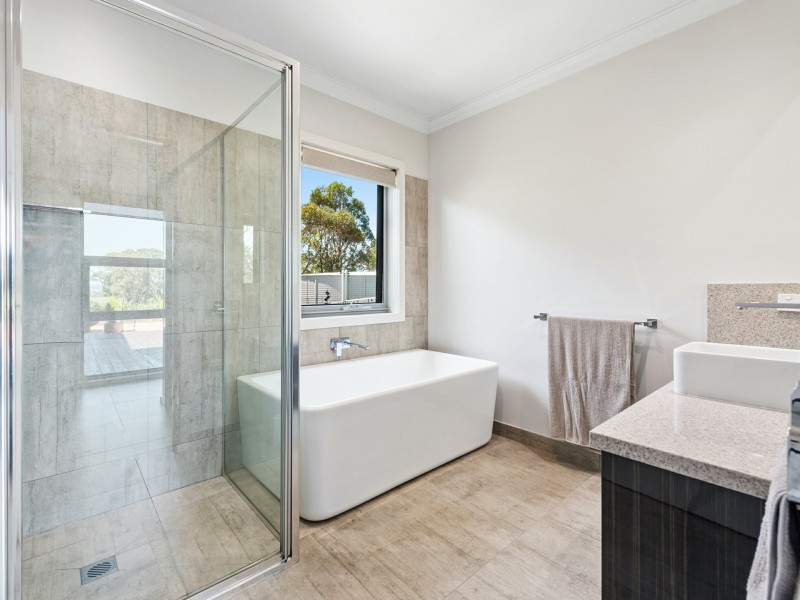 125 Williamson Road, Forge Creek VIC 3875
