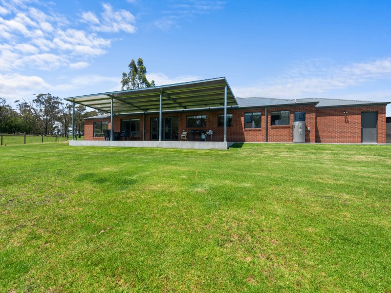 475 Boggy Creek Road, Flaggy Creek VIC 3875