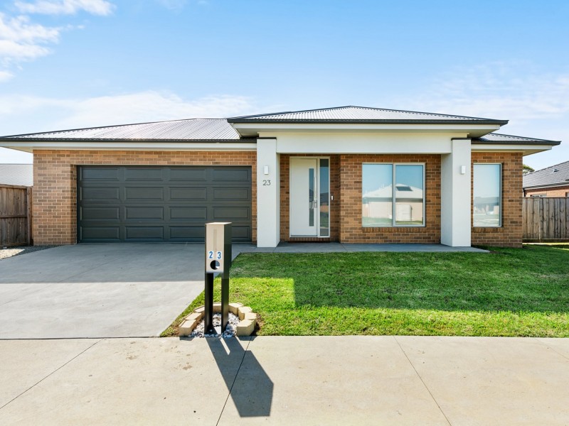 23 Whistler Drive, Bairnsdale VIC 3875