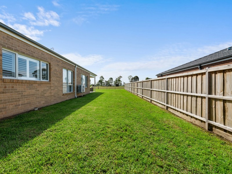 23 Whistler Drive, Bairnsdale VIC 3875