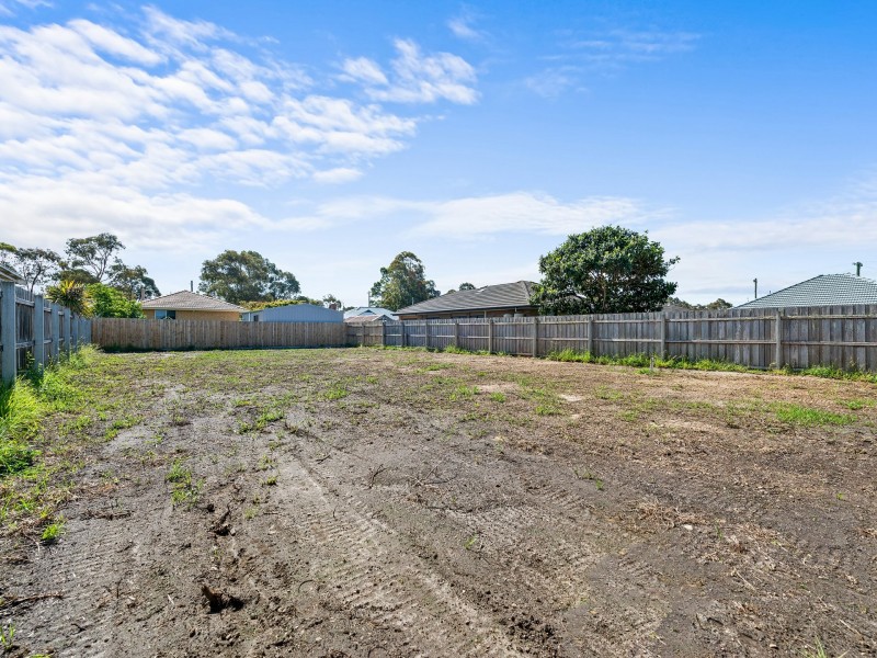 17 Bicknell Lane, Bairnsdale VIC 3875